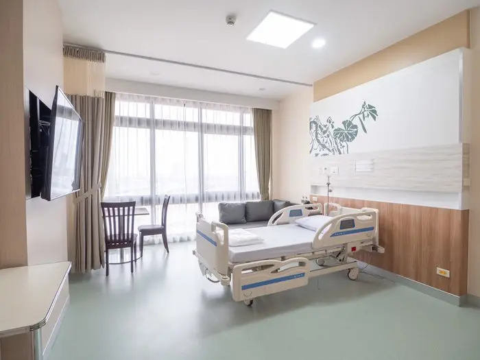 Bangkok Hospital Room