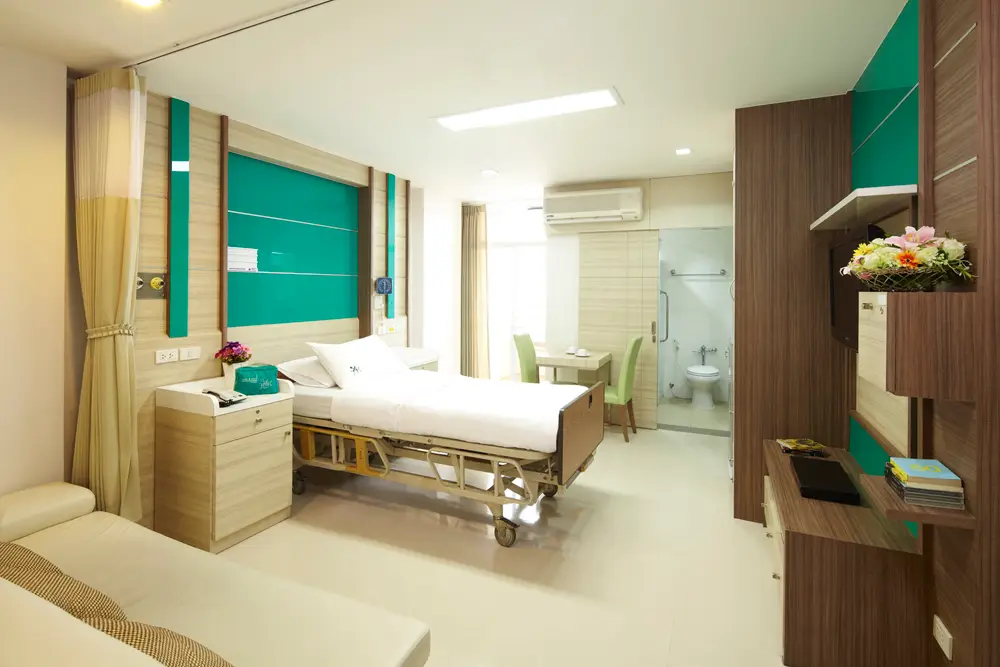 Phyathai 2 Hospital Room